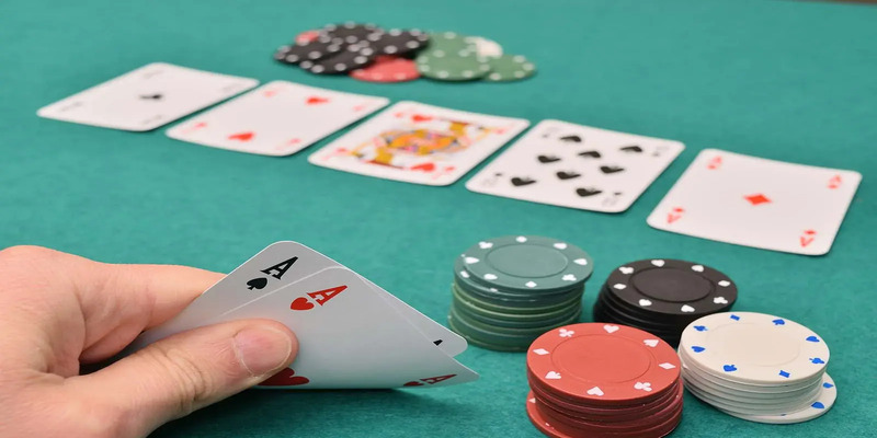 Cách chơi bài Poker vòng thứ 2 dễ hiểu